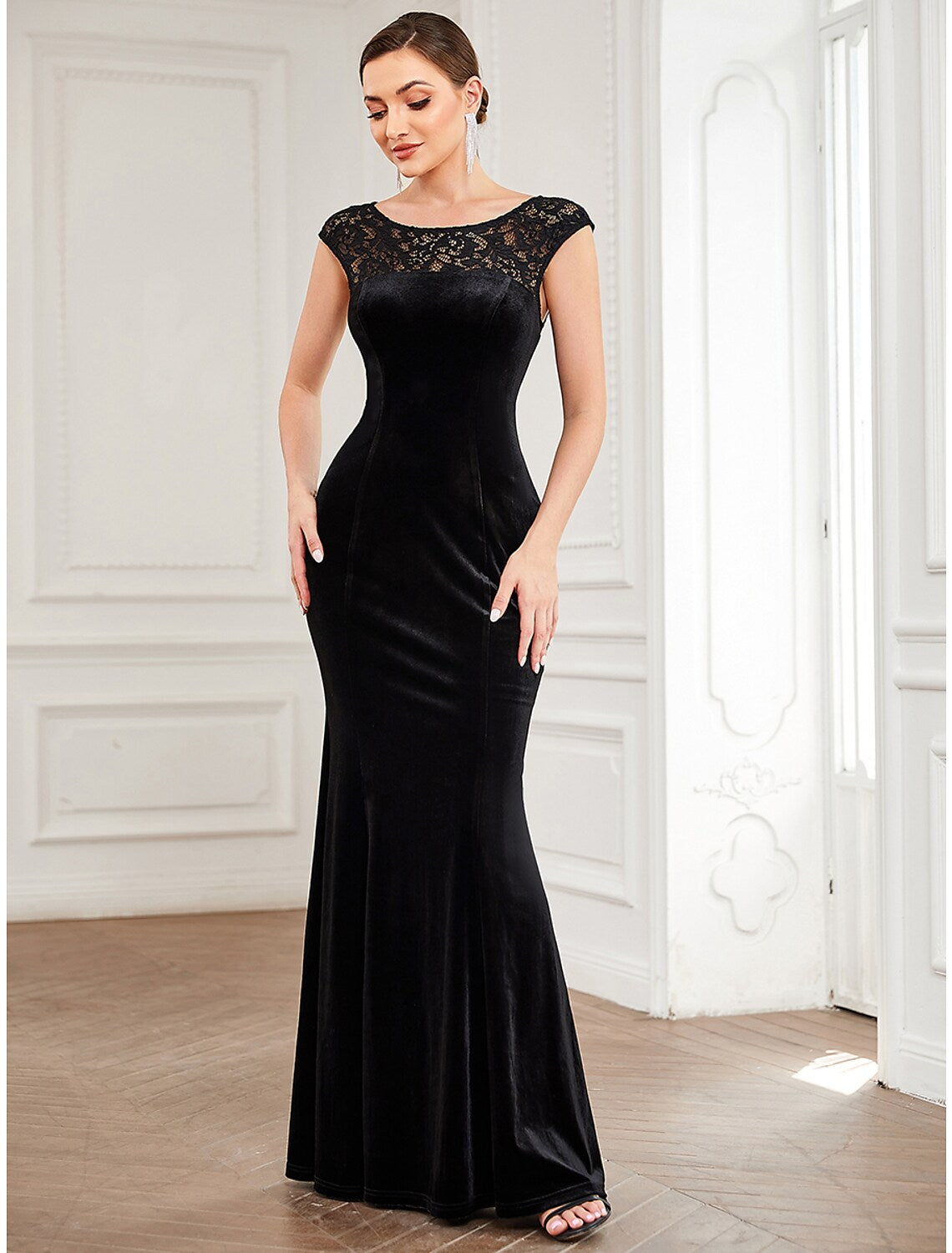 Evening Gown Elegant Dress Formal Floor Length Short Sleeve Velvet Lace Insert